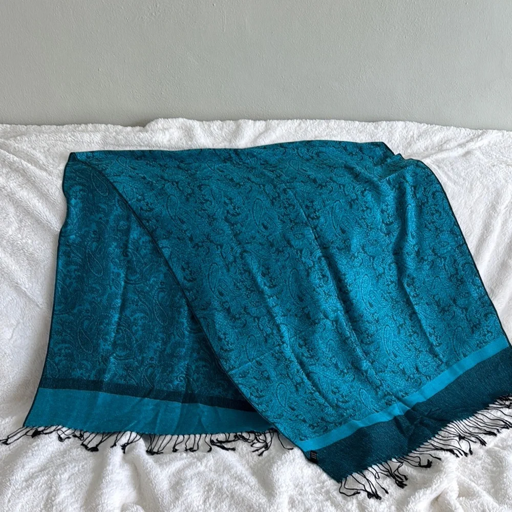 Elegant Paisley Teal Scarf